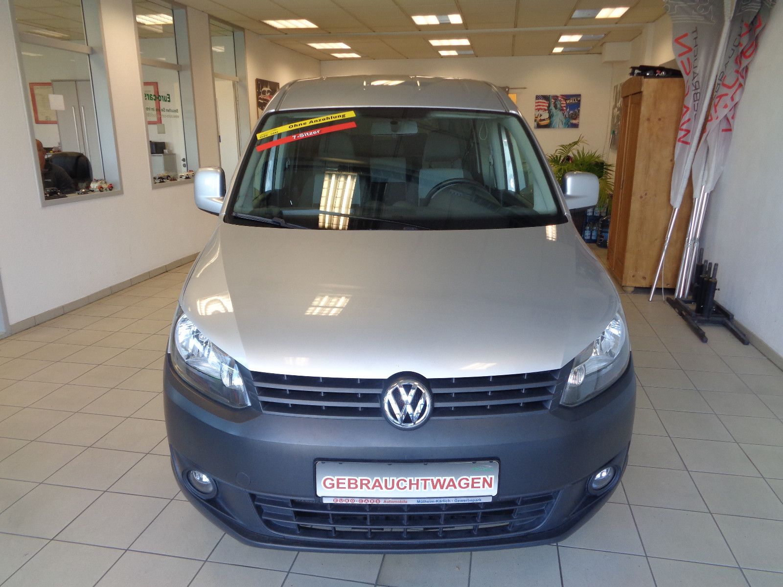 Fahrzeugabbildung Volkswagen Caddy Maxi / KLIMA / 7 SITZE / TÜV 06.2026