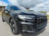 Audi SQ7 4.0 TDI quattro, Vollausstattung - schwarze Audi SQ7