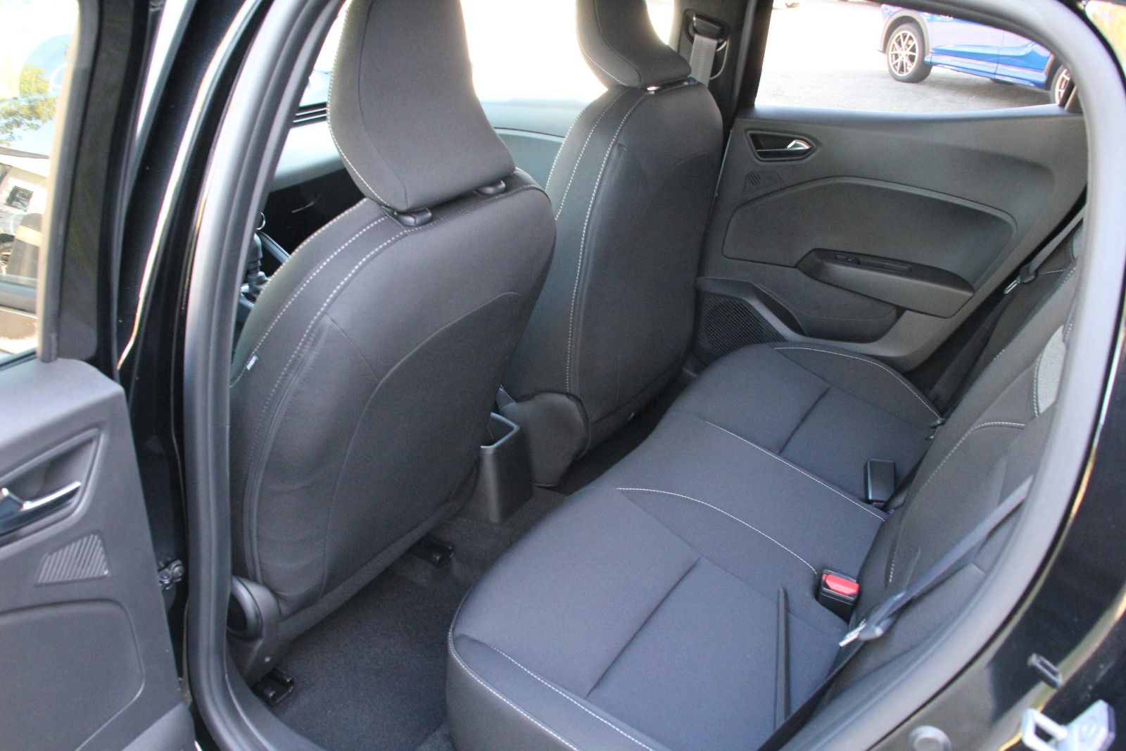 Fahrzeugabbildung Mitsubishi Colt Plus