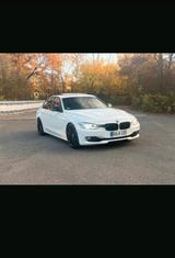 BMW 330D / 360* Kamera! Leder / Sitzheizun... - BMW 330 aus 2013 mit Diesel-Antrieb: Limousine