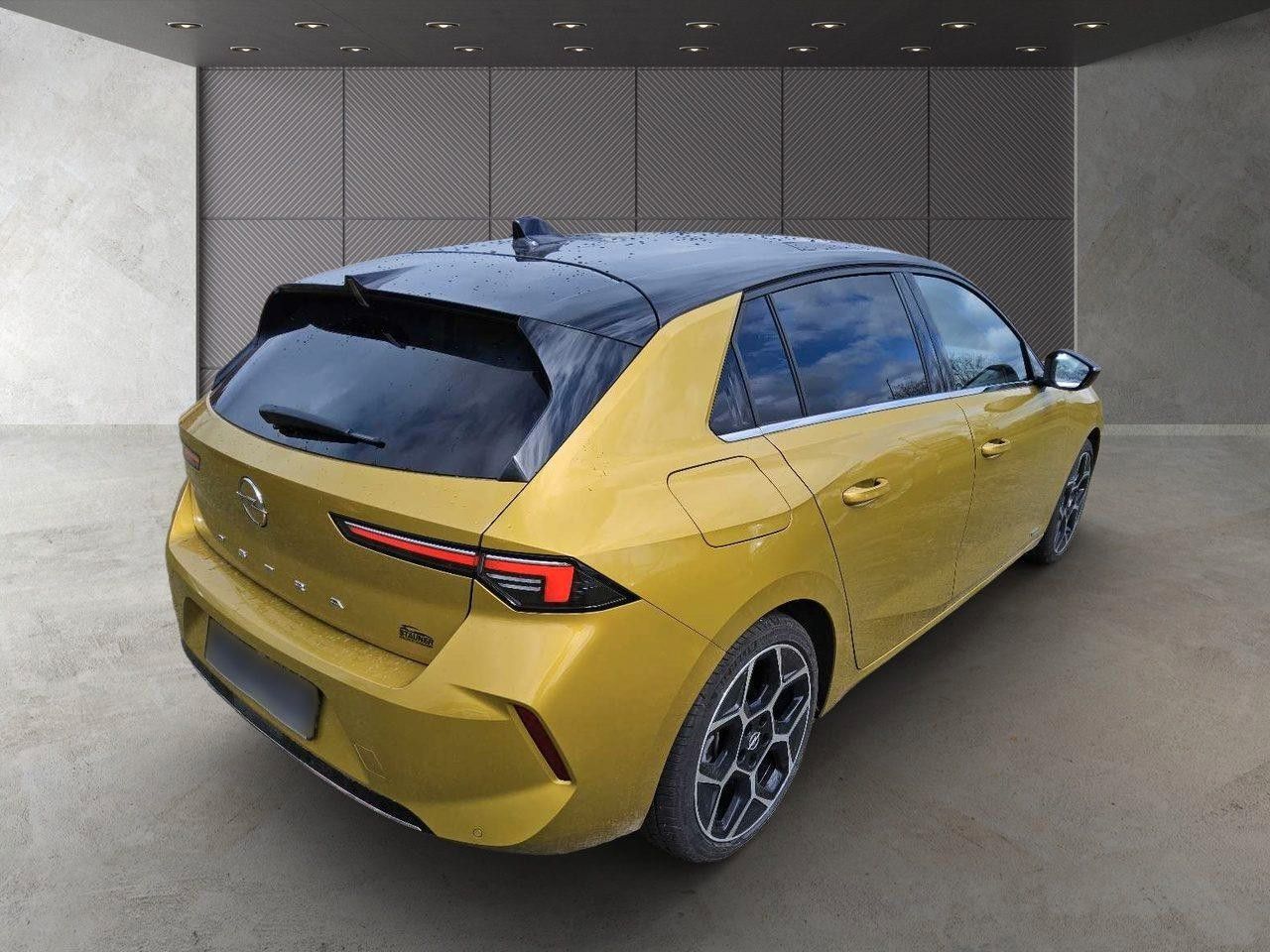 Fahrzeugabbildung Opel Astra L Lim. 1.2T ULTIMATE NAVI/LED/KAMERA/SPORT