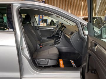 Volkswagen Golf VII Variant Trendline BMT *NAVI*TEM*TÜV-NEU