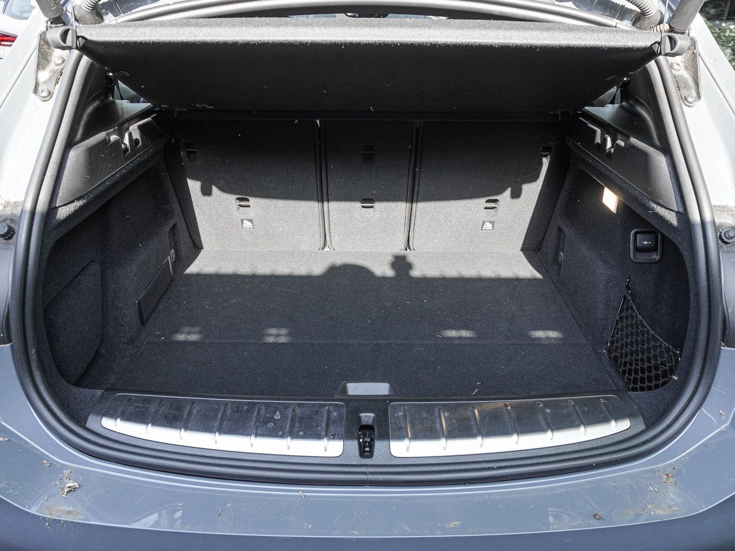 BMW X2 sDrive18i Advantage Plus Aut. NAVI LED Sound  foto 15