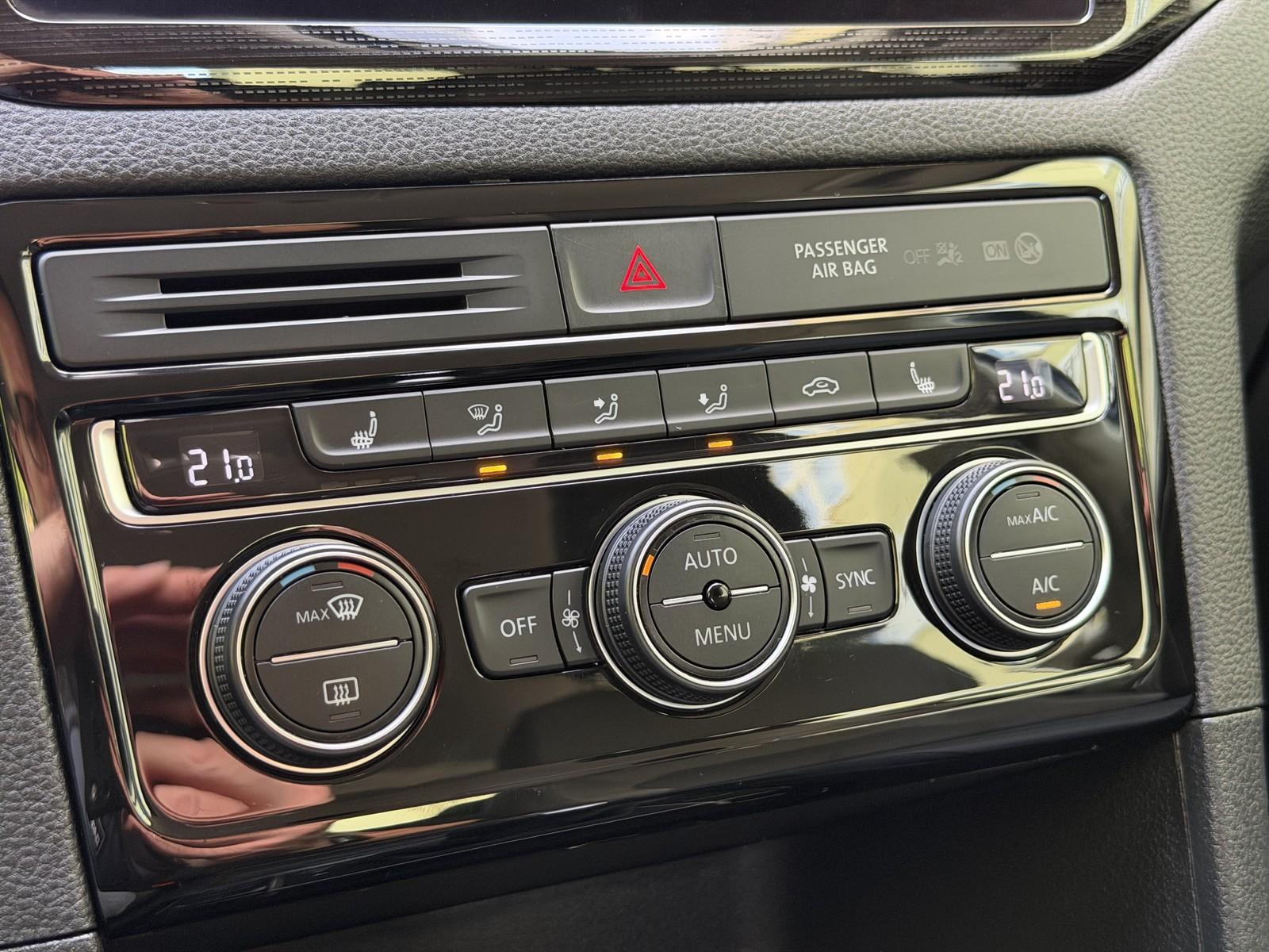 Volkswagen Golf VII Highline Automatik*1.Hand*LED, миниатюра 26