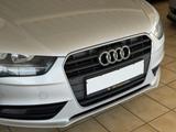 Audi A4 3.0 TDI Kombi SITZHEIZ PDC KLIMAAUT. - Audi A4 aus 2012: TDI