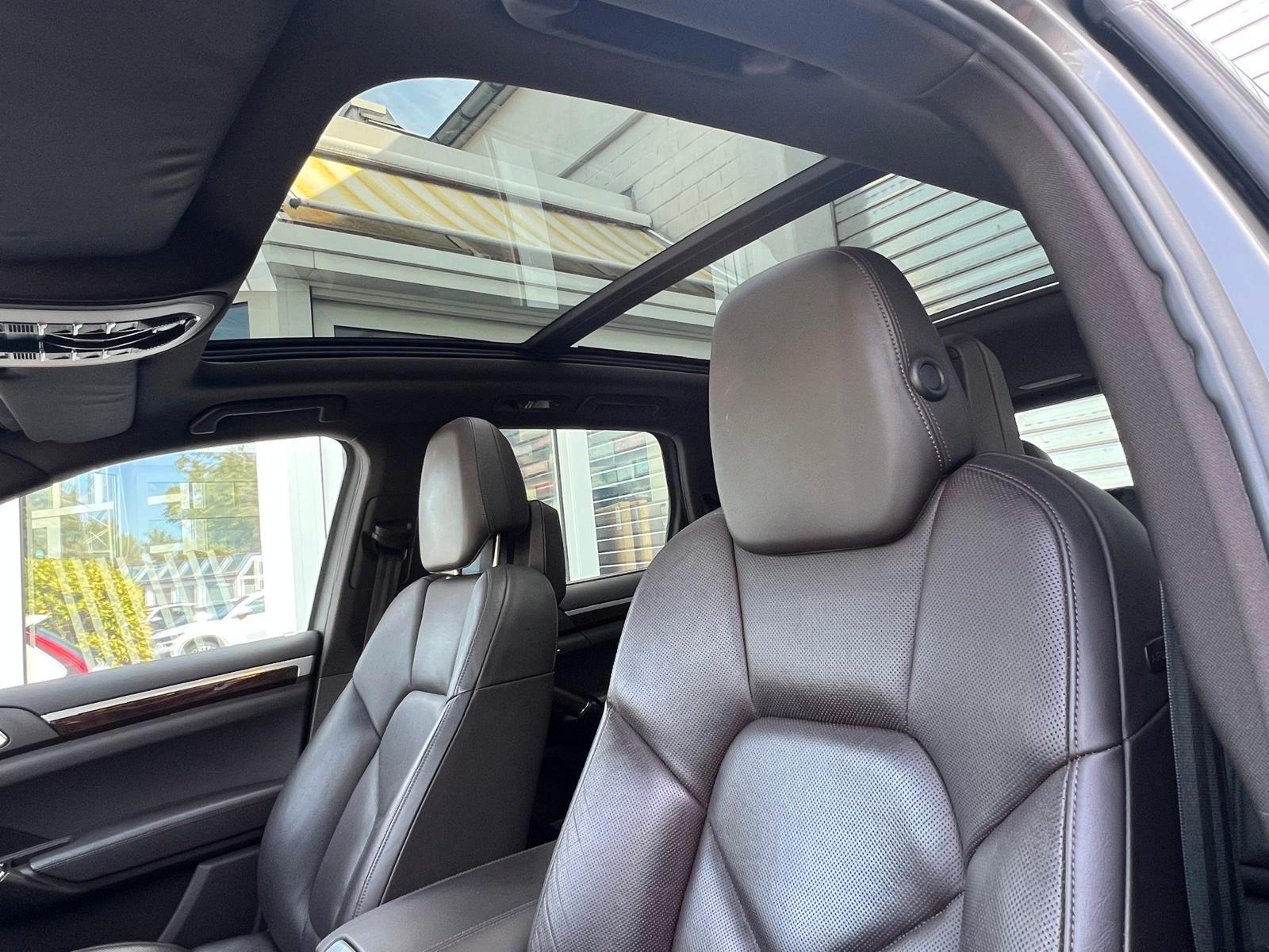 Porsche Cayenne Diesel*Pano*Bose*TV