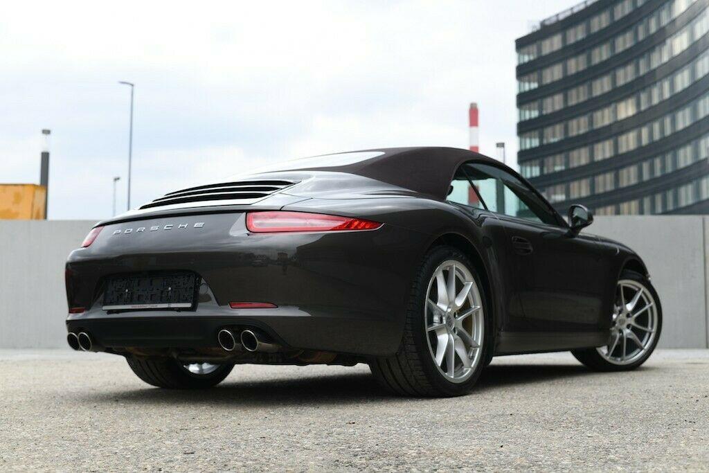 Porsche 911 Carrera Cabriolet PDK Bose