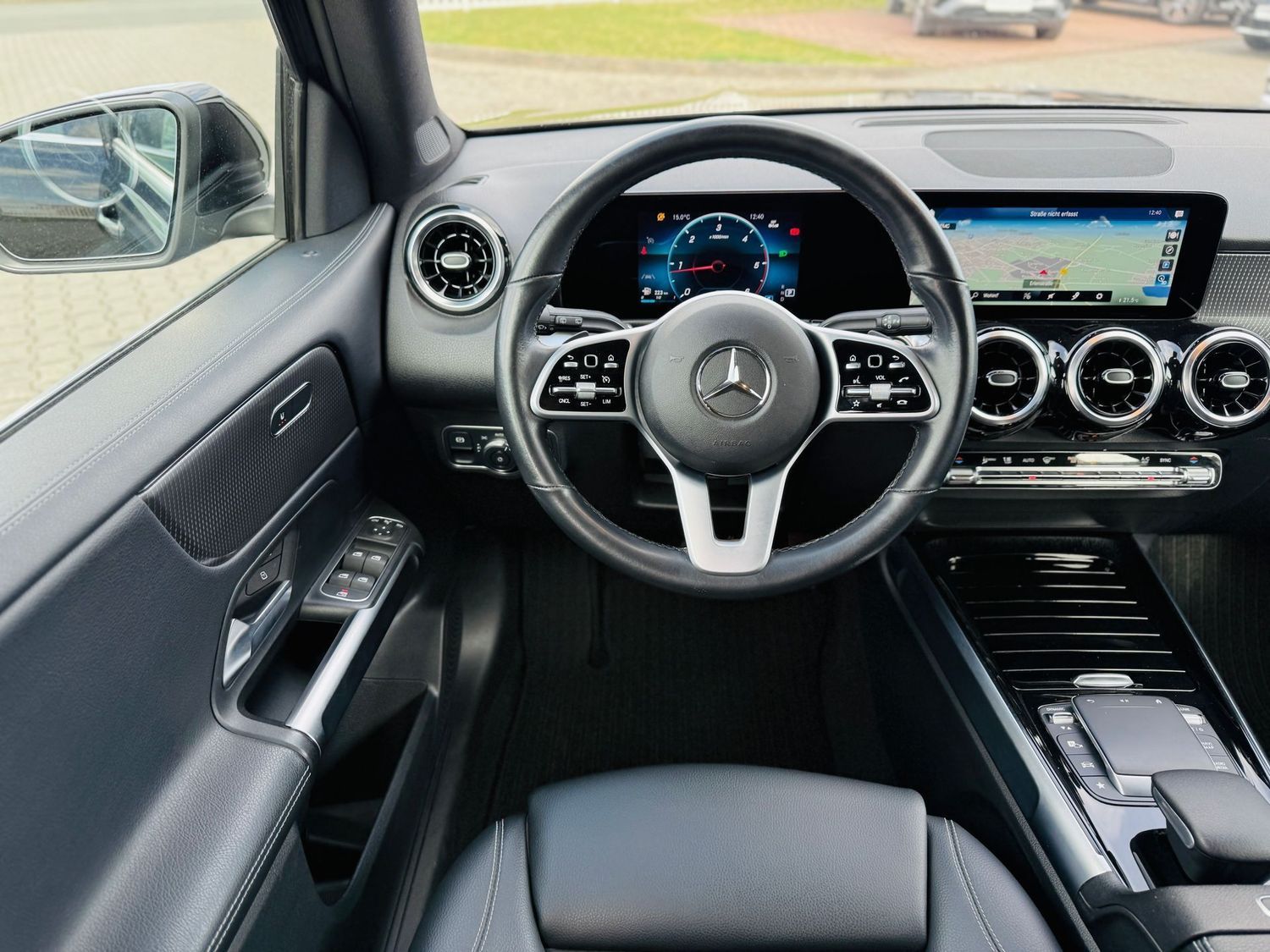 Fahrzeugabbildung Mercedes-Benz GLB 220 d PROGRESSIVE - AHK, Navi, LED, PTS, RFK