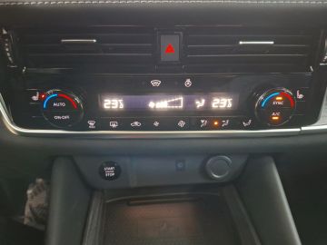 Nissan Qashqai Tekna 1.3 DIG-T °LED°Navi°RFK°PGD°ACC°