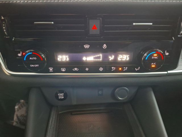 Nissan Qashqai Tekna 1.3 DIG-T °LED°Navi°RFK°PGD°ACC°