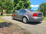Volkswagen VE Bora 2,3 V5 Highline Flip-Flop Lackierung - gebrauchte VW Bora aus dem Jahr 2001