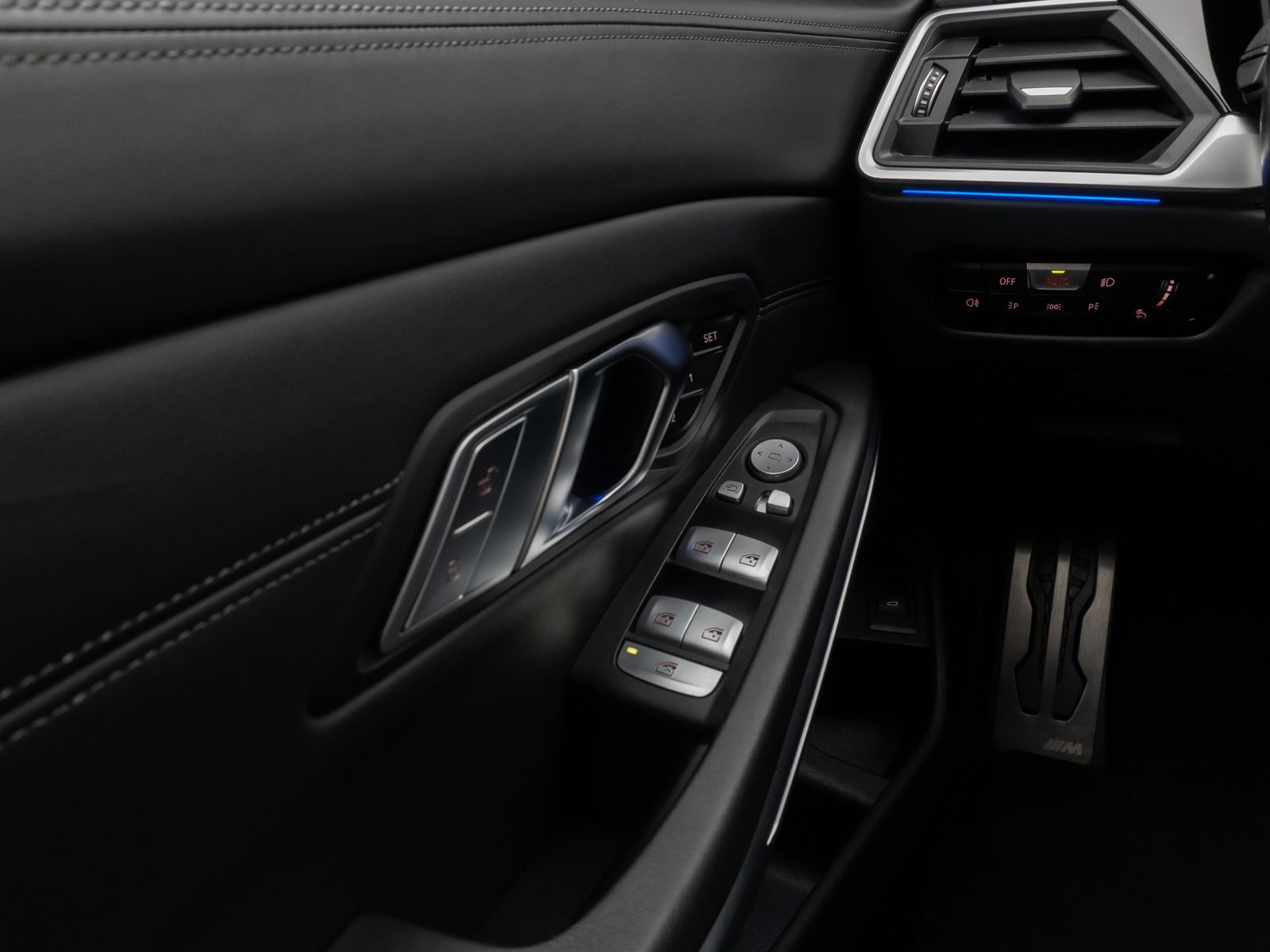 Fahrzeugabbildung BMW M3 Competition 360°Laser HUD DAB H/K ACC Komfort