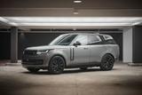 Land Rover Range Rover P550e Autobiography - Land Rover Range Rover mit Hybrid-Antrieb: Grau