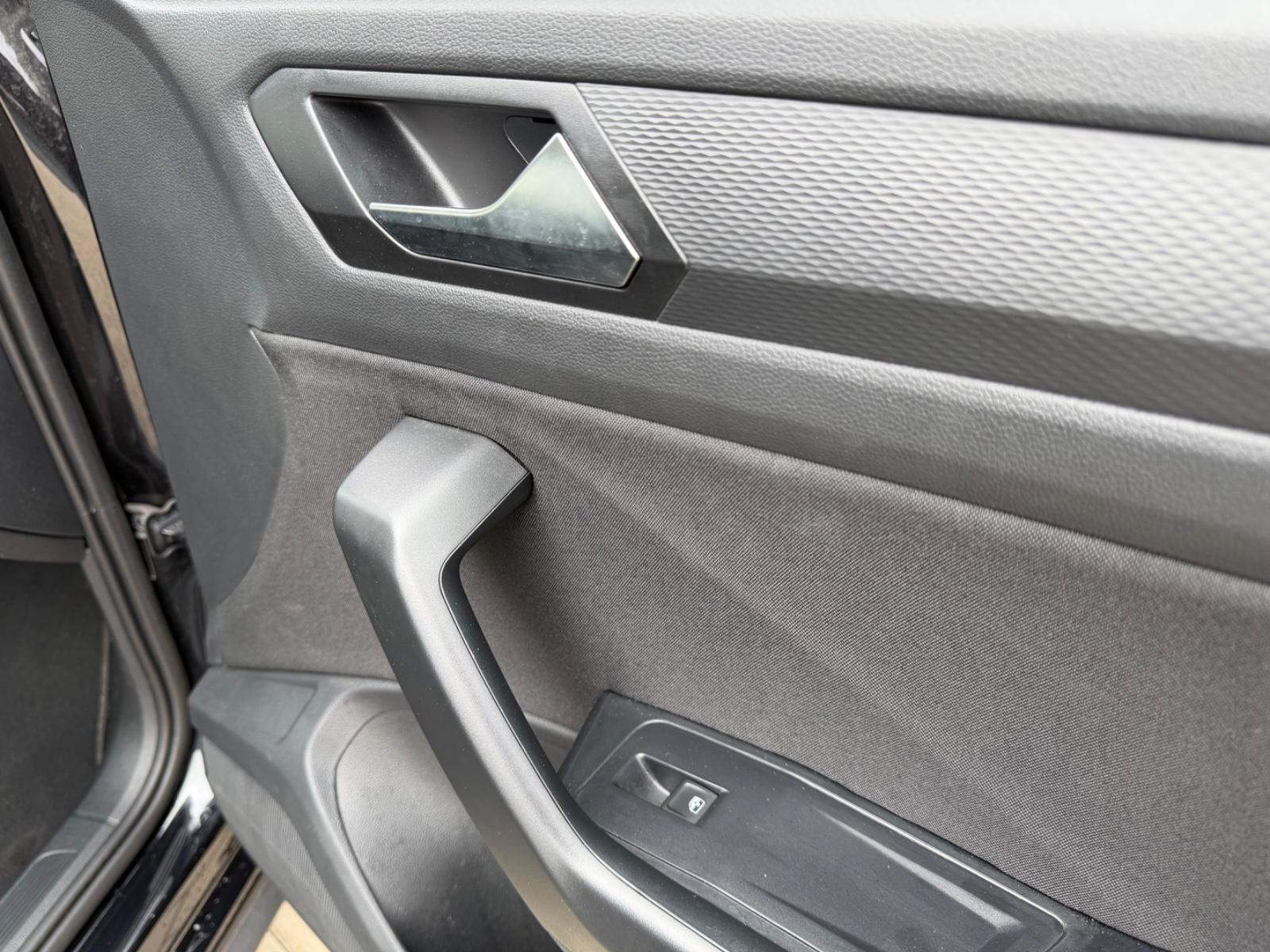 Volkswagen T-Roc Basis, миниатюра 29