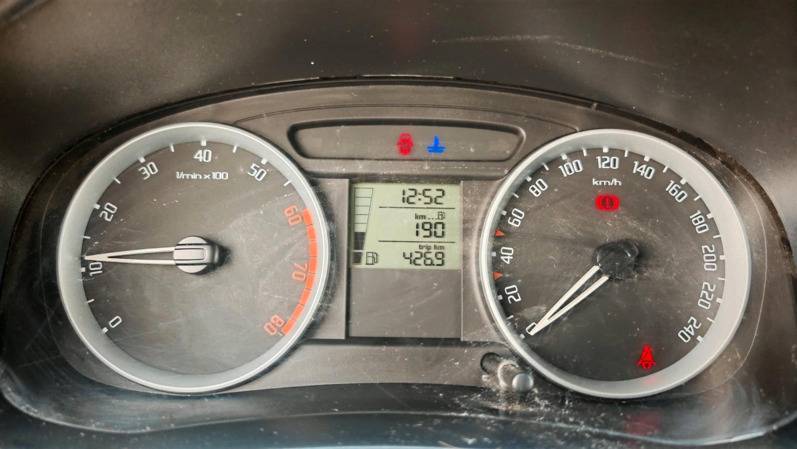 Skoda Fabia 2009 — photo 11