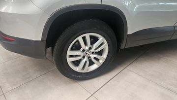 Volkswagen Tiguan - 4