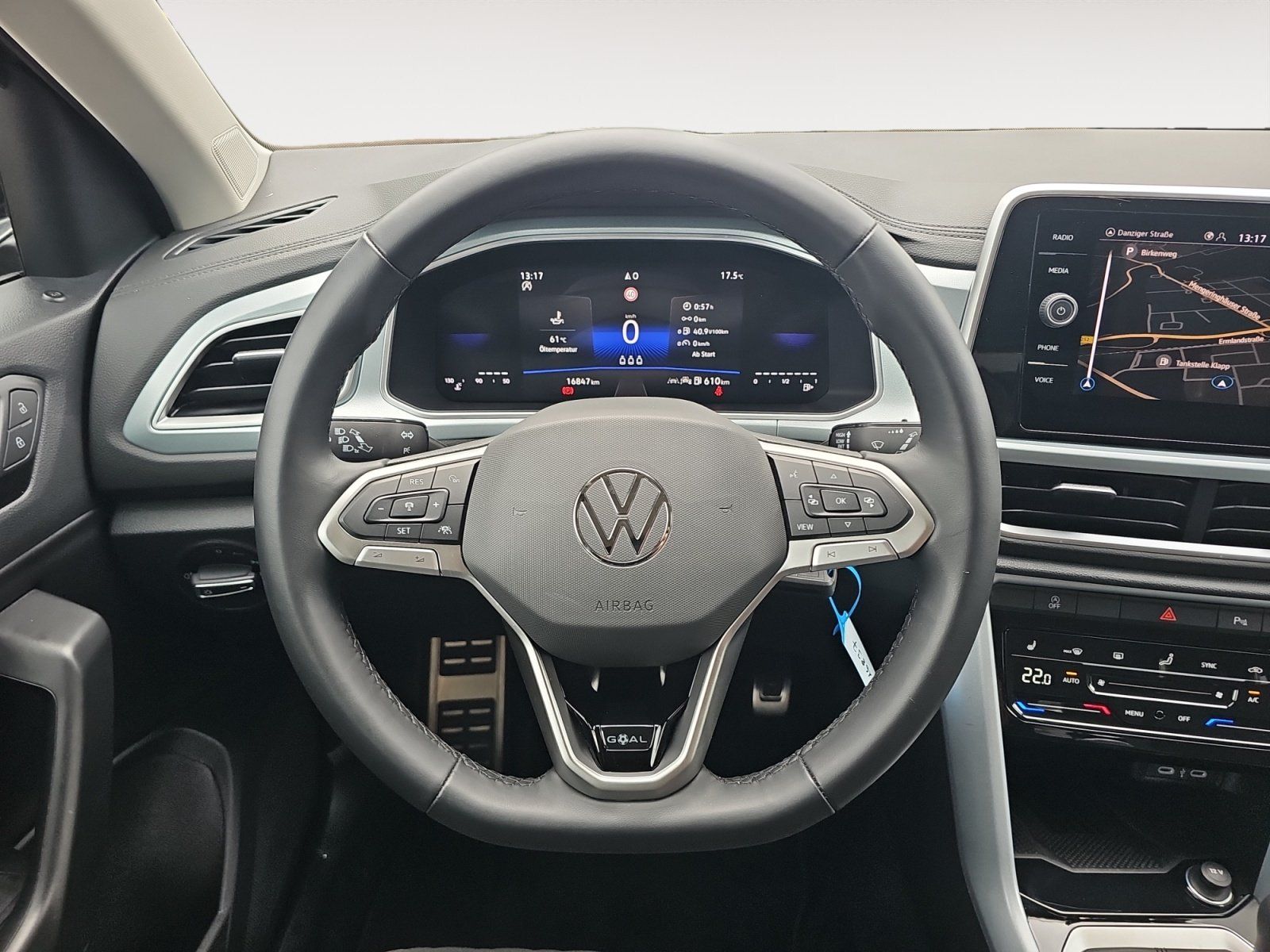 Volkswagen T-Roc - Bild 12
