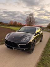 Porsche Cayenne Turbo Approved Garantie bis 2027 - Porsche Cayenne Gebrauchtwagen in Stuttgart