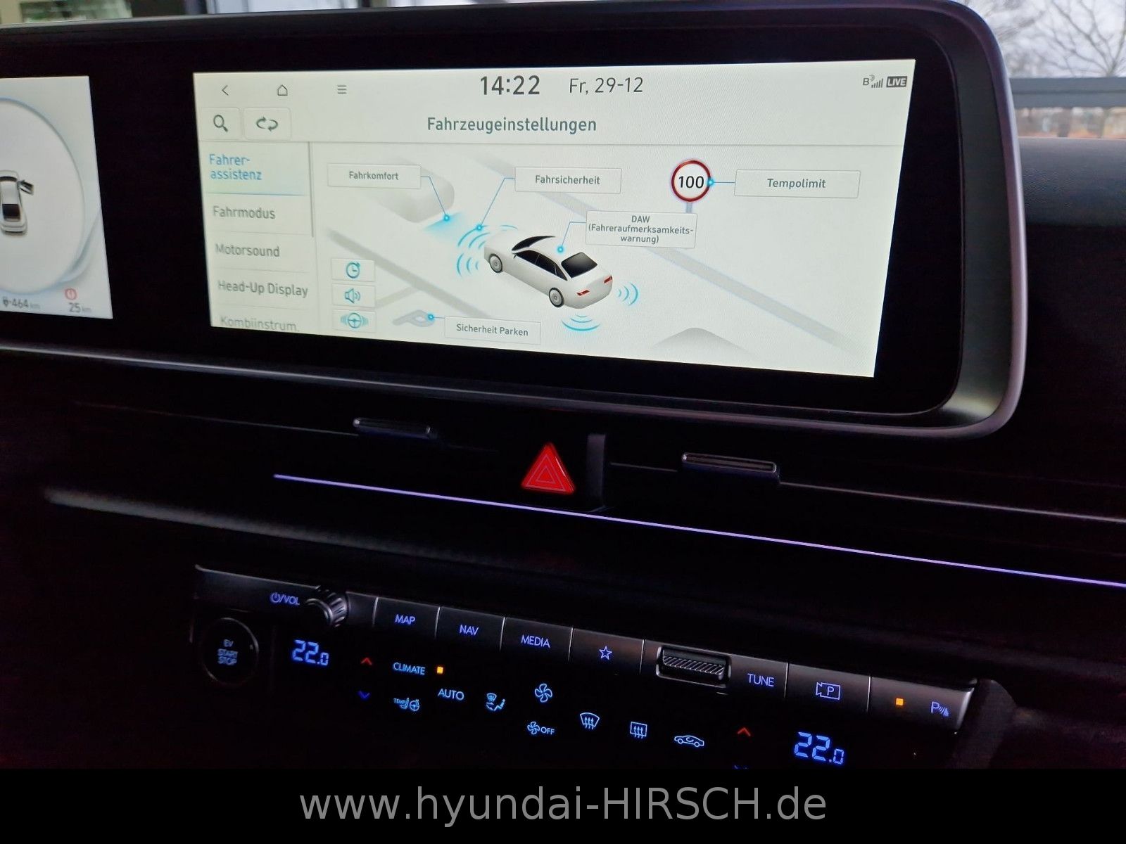 Fahrzeugabbildung Hyundai IONIQ 6 4WD 77,4 325PS UNIQ digitale ASP