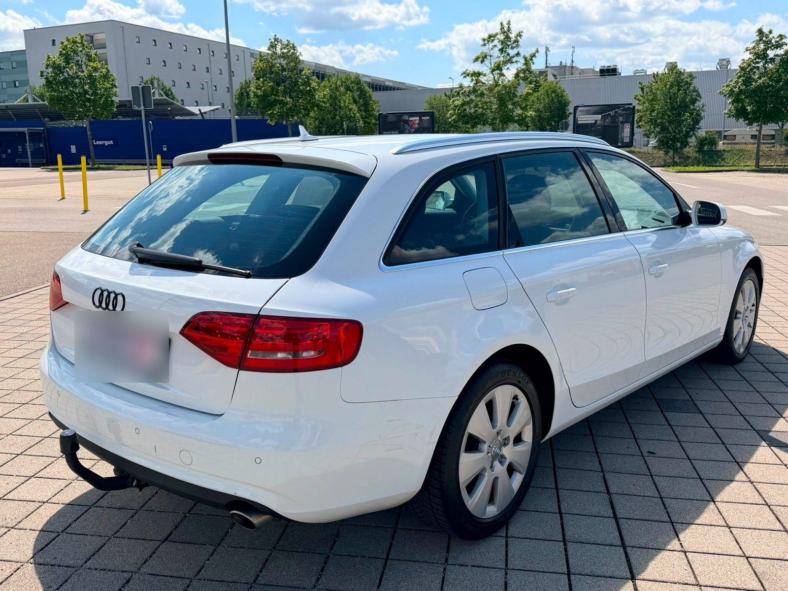 Skoda Octavia 2012 — engine 204 HP (150kW)