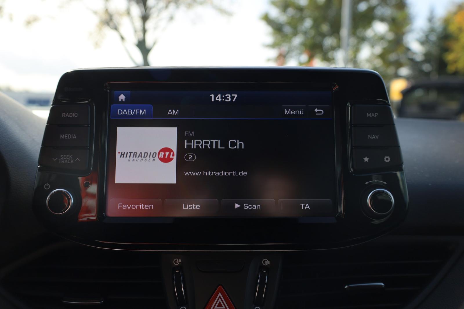 Hyundai i30 1.4 T-GDI Passion + LED Navi Kamera DAB USB