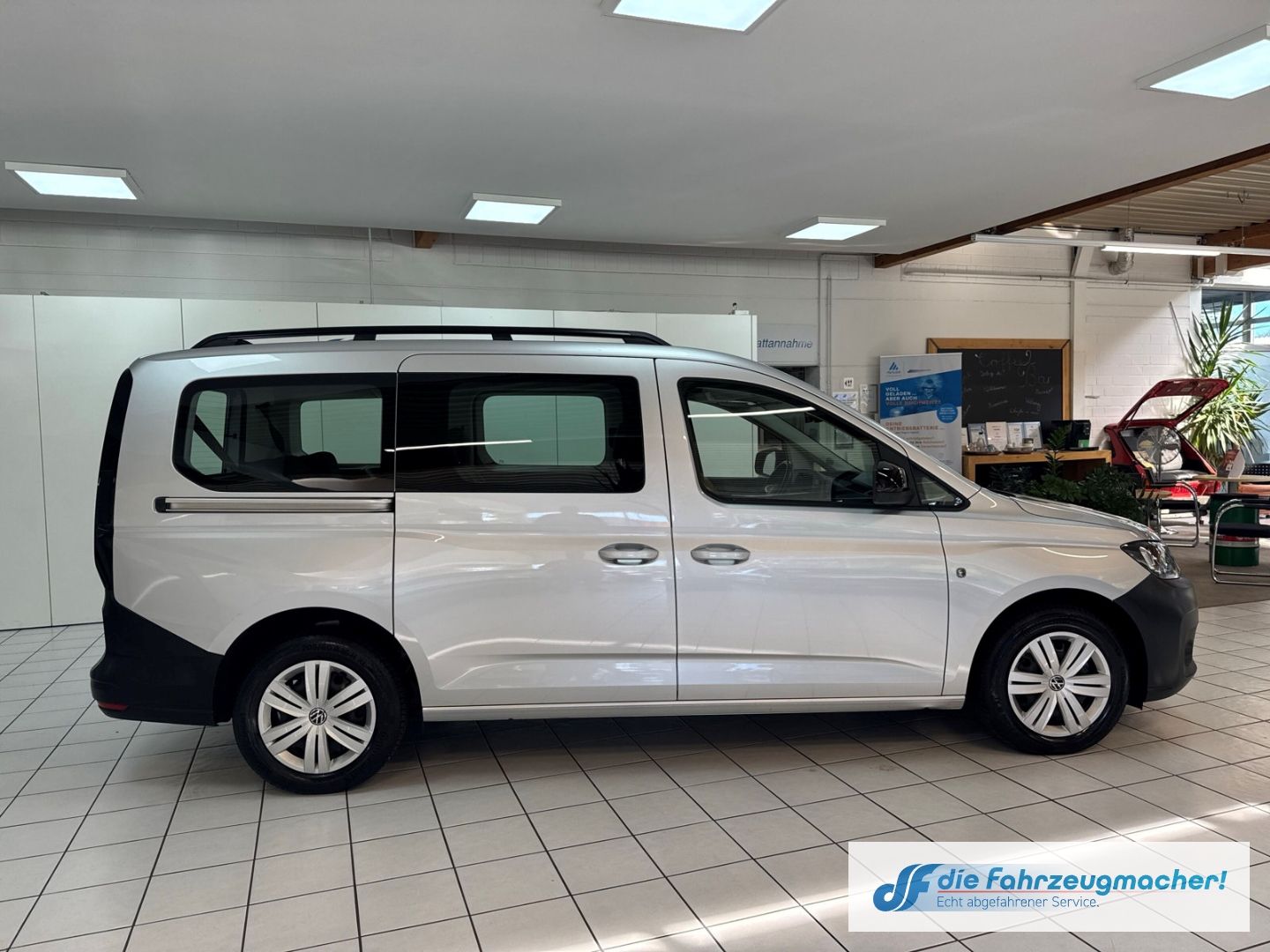 Fahrzeugabbildung Volkswagen Caddy Basis Maxi 2.0 TDI EU6d Navi Apple CarPlay