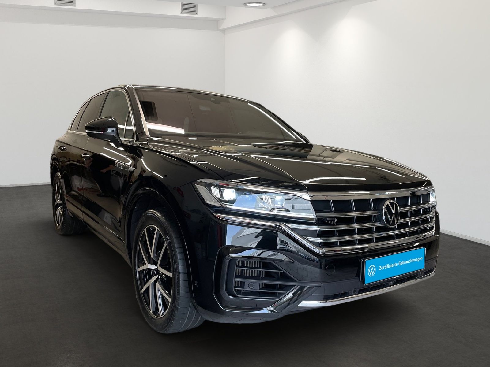 Volkswagen Touareg 3.0 TSI 4M R-Line AHK DYNAUDIO LED foto 3