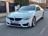BMW 428i Coupé F32 Automatic M4 paket - weiße BMW 428