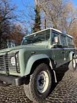 Land Rover Defender 110 TD4 Station Wagon E E - Land Rover Defender Gebrauchtwagen in München