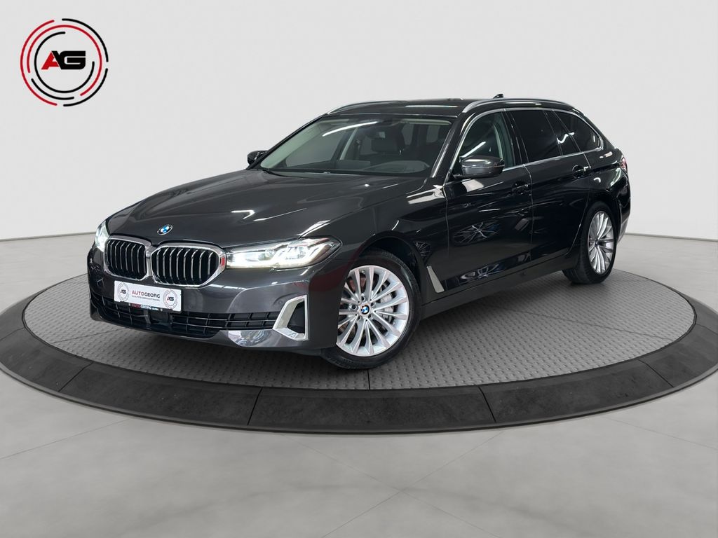 Image of BMW 540