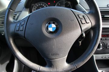 BMW X1 - 10