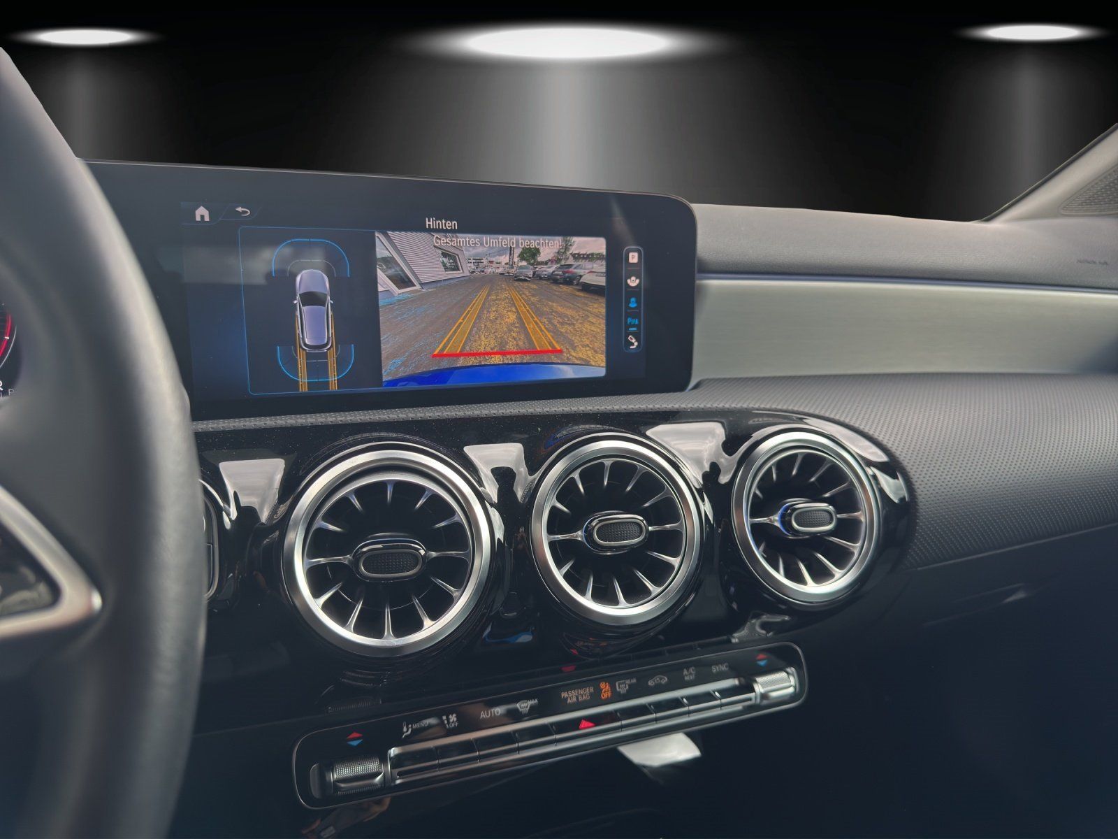 Fahrzeugabbildung Mercedes-Benz A 180d Progressive Advanced+ DISTRO MLED AHK DWA