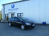 Opel Astra 1.6 77kW // 1.Hand, Scheckheft, Klima! - Opel Astra aus 2004: 1.6