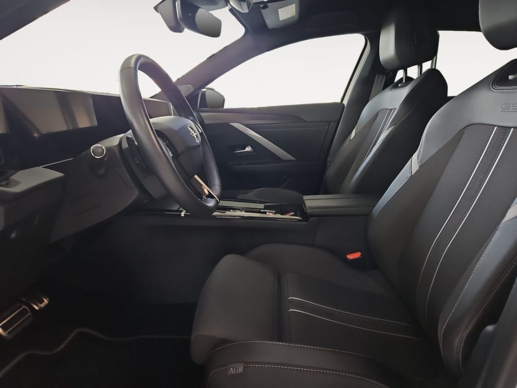 Fahrzeugabbildung Opel Astra 1.2 Turbo Automatik GS