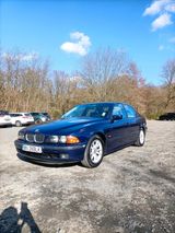 BMW e39 523iA Limousine - BMW 523 aus 1996: 523i