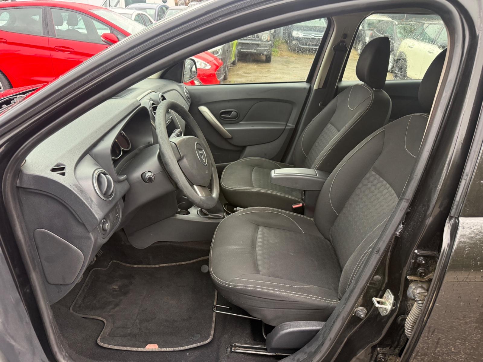 Dacia Logan 2014 — photo 7