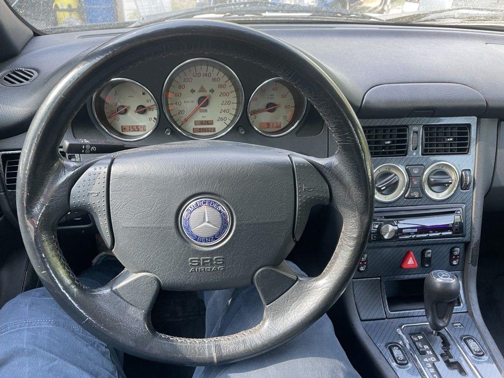 Mercedes-Benz SLK 200