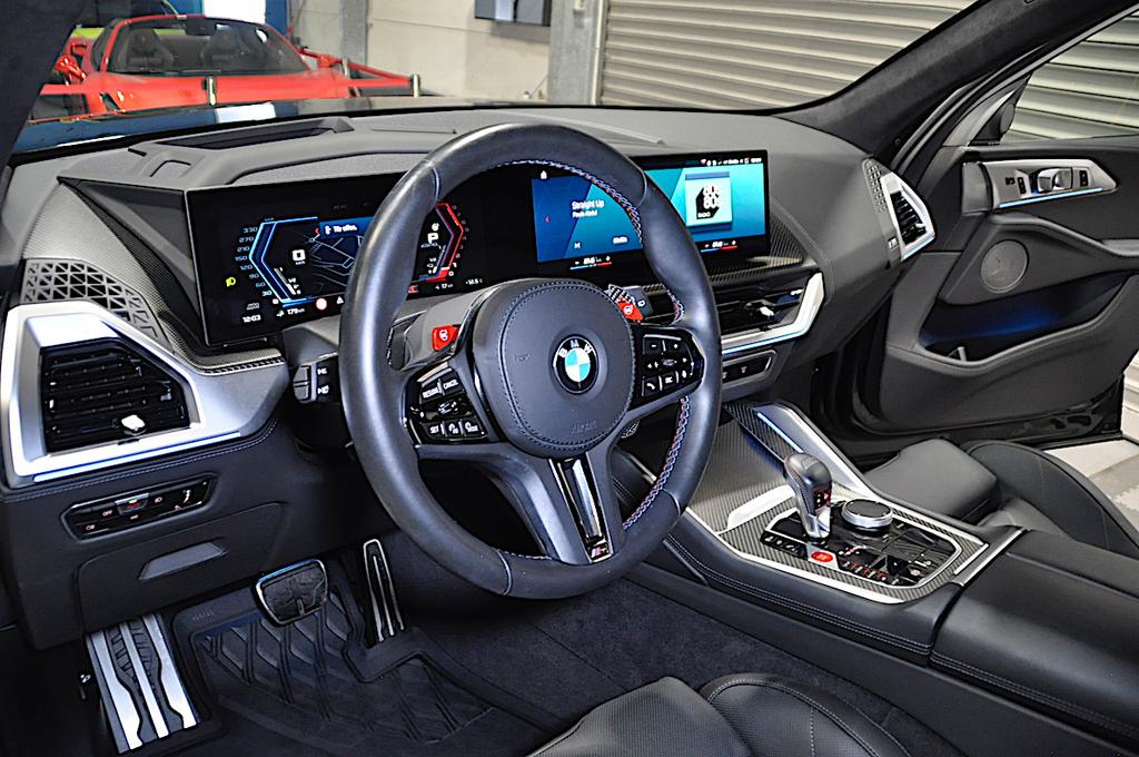 BMW XM