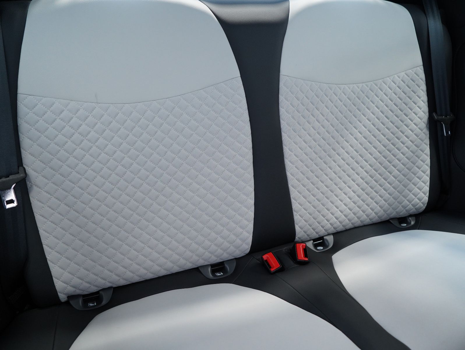 Fahrzeugabbildung Fiat 500C Dolcevita Cabrio