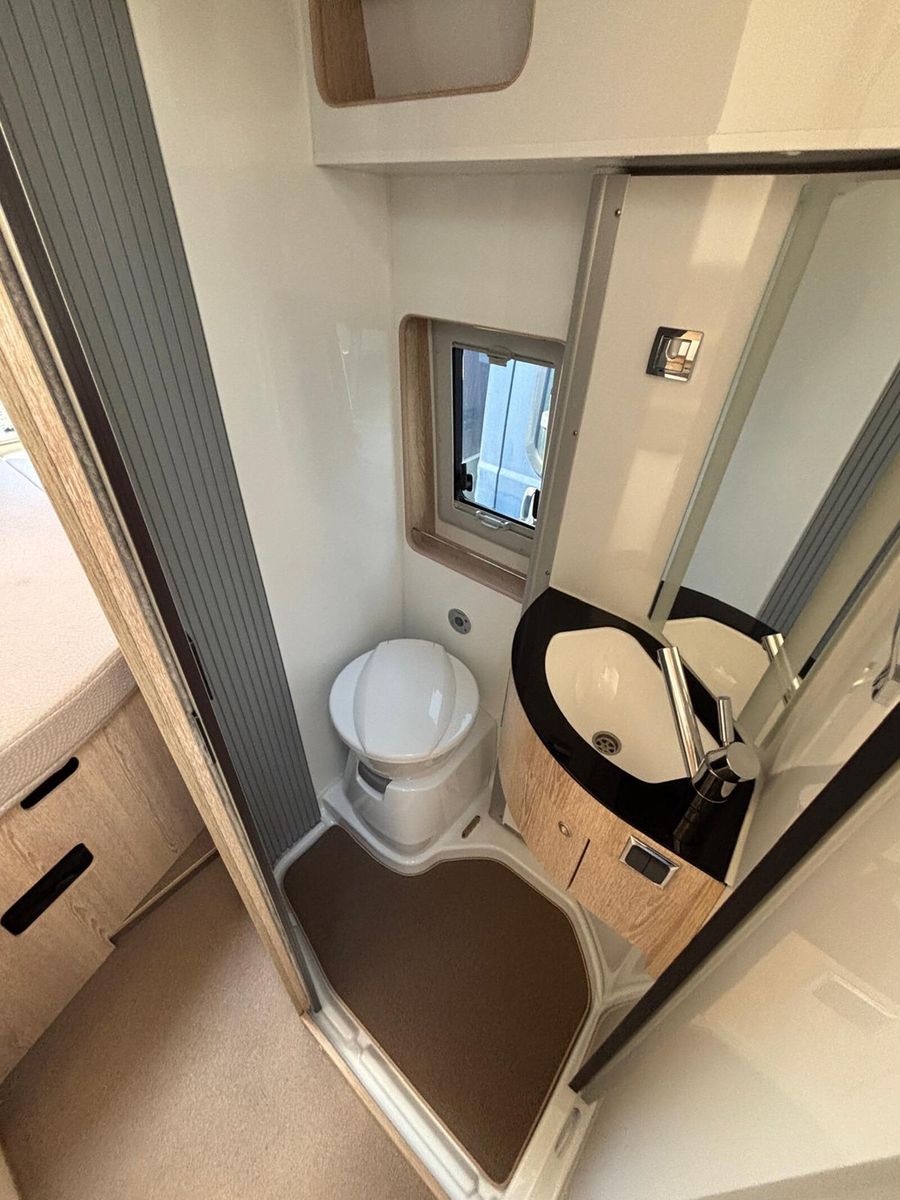 Fahrzeugabbildung Pössl 2Win Vario Citroen 165 PS Mark./AHK/Navi/Solar