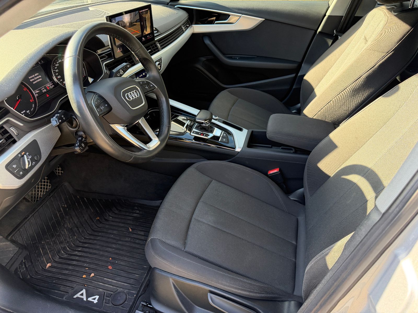 Audi A4 Avant 35 TDI advanced foto 3