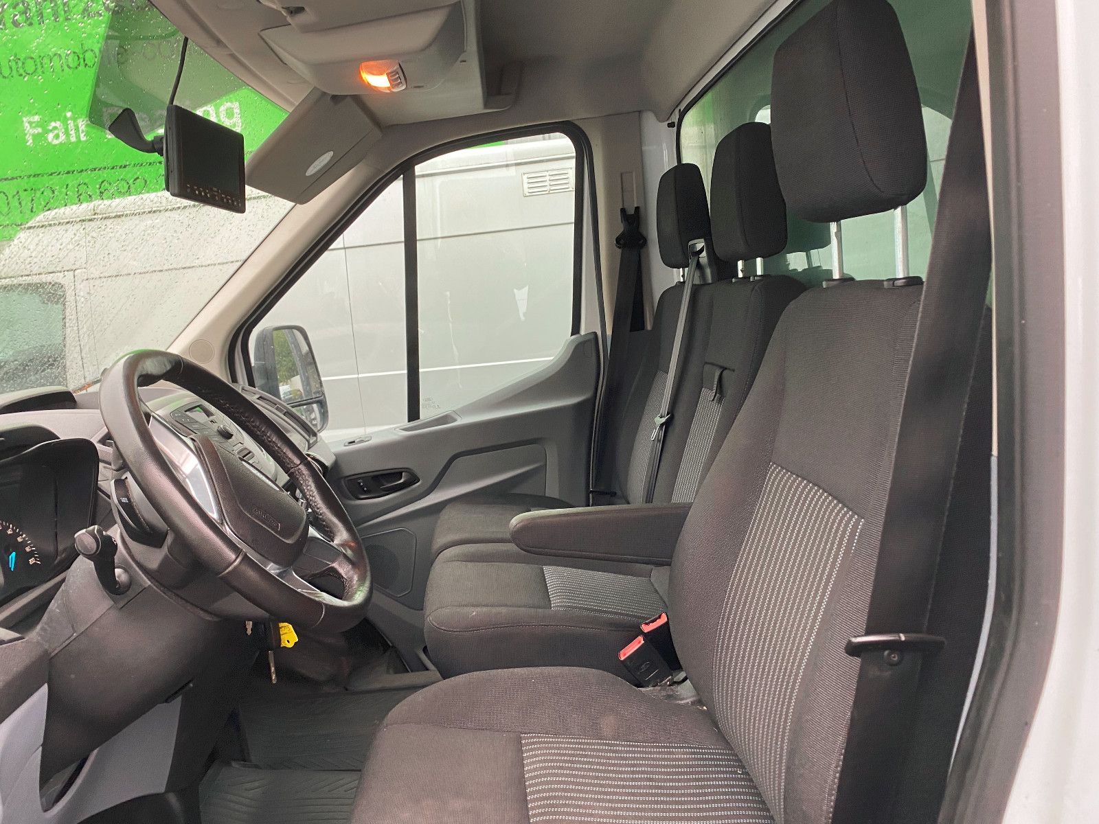 Fahrzeugabbildung Ford Transit 350 L3 Koffer mit LBW,Klima,StH ,kamera
