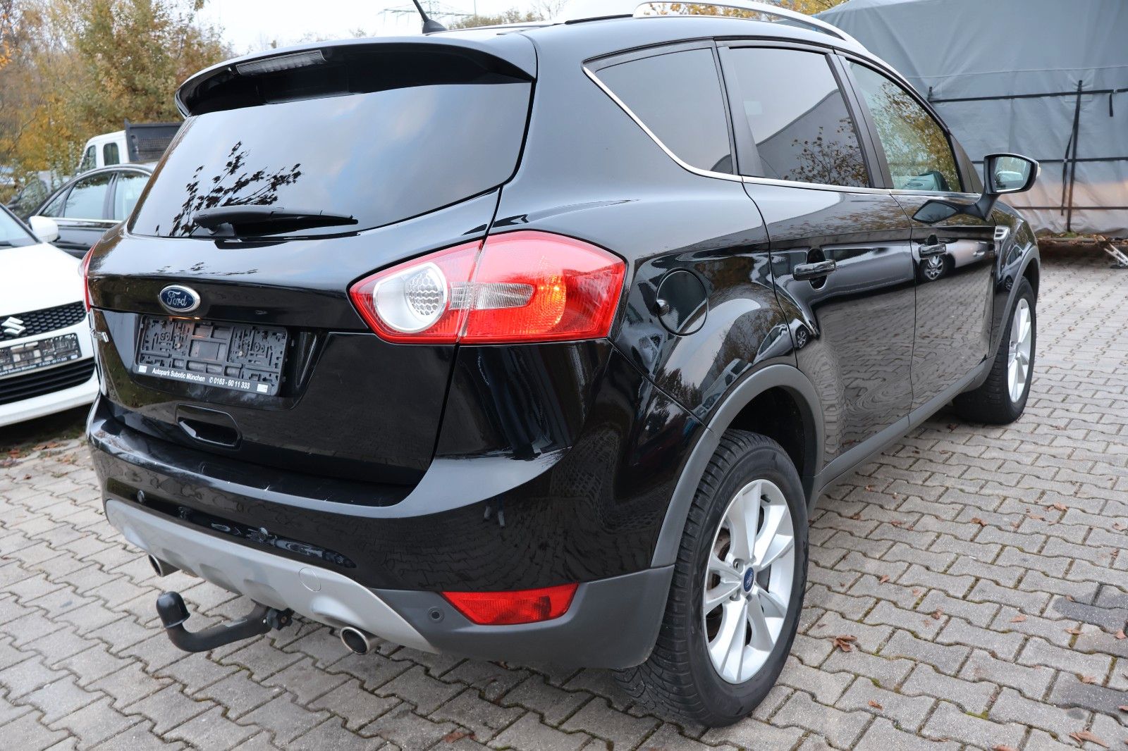 Fahrzeugabbildung Ford Kuga Titanium