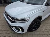 Volkswagen T-Roc R-Line 4M*Pano*IQ-DRIVE*19Zoll*Acc*KAMERA* - Volkswagen T-Roc Tageszulassungen