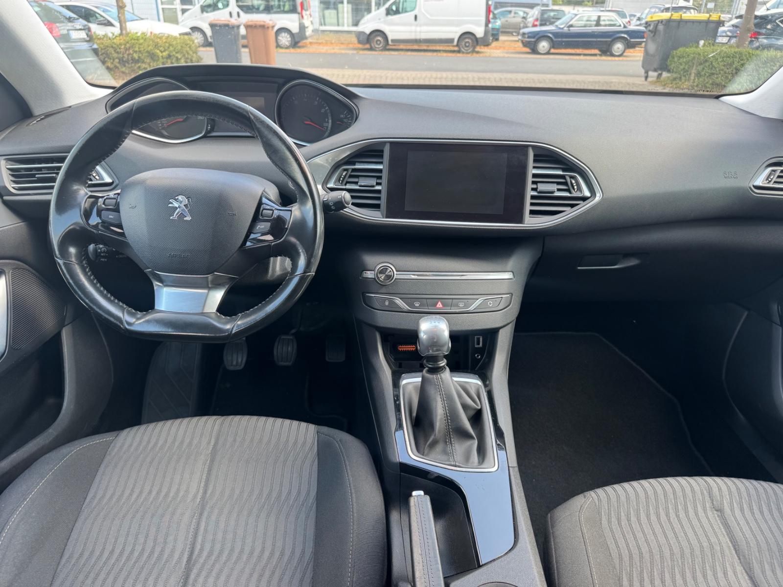 Peugeot 308 SW Active 1.2 2.Hand*Navi*Scheckheft*Top