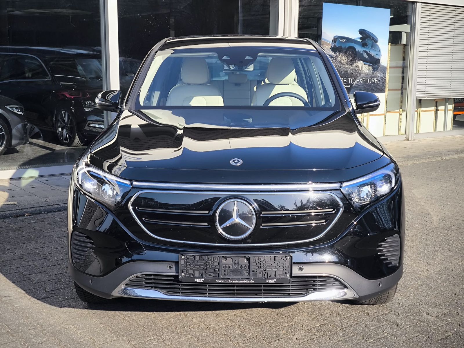 Fahrzeugabbildung Mercedes-Benz EQB EQB 250 Progres 7SI+WIDES+HEAD+LED+SHZ+KAM+