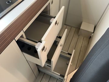 Westfalia Columbus 600 D 140PS  Premium Winter LED 