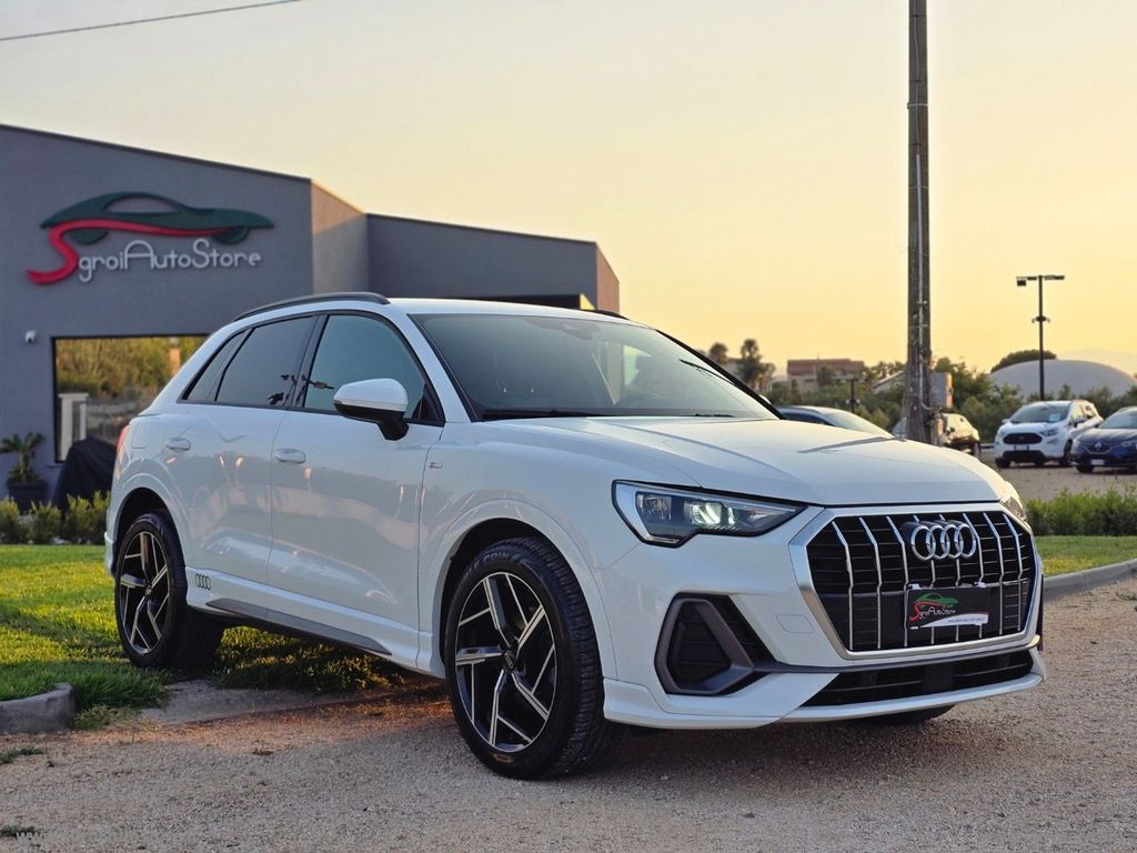 Image of Audi Q3