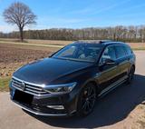 Volkswagen Passat/R-Line/Elega/Facelift/AHK/Pano/Matrix - gebrauchte Volkswagen Passat Variant mit Facelift