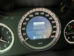 MERCEDES-BENZ E 220 CDI BE/ RENTNER/ 66.tKM/ GARANTIE/ MERCEDES-BENZ E 220 CDI BE/ RENTNER/ 66.tKM/ GARANTIE/